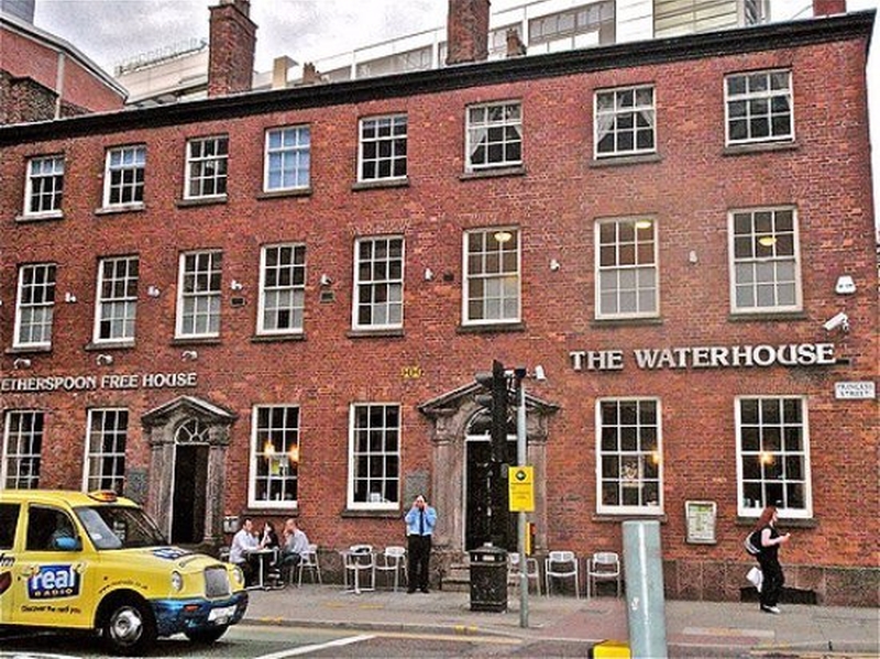 The Waterhouse Pub