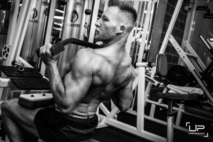 Content Chris 12 Week Online Body Transformation Ultimate Performance Pulldowns